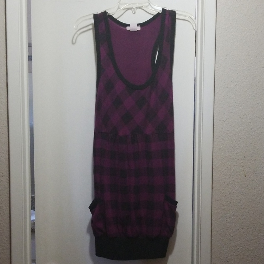 Maroon plaid short dress 2xl used,sweater material